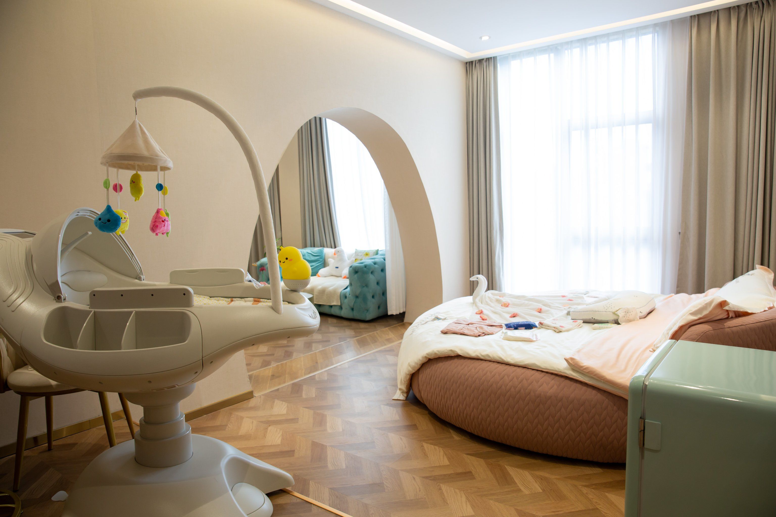 郑州高端月子中心加盟推荐——东方幸福国际母婴会所(图1)